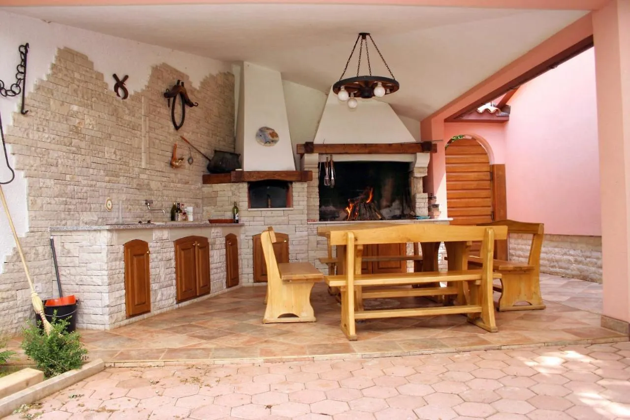 Luxury Villa With A Swimming Pool Belavici, Marcana - 3028 Barban